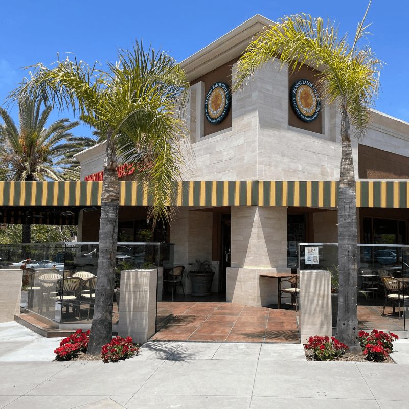 Dining & Restaurants at Fashion Valley - A Shopping Center In San